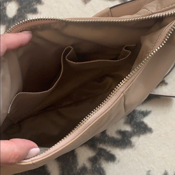 Handbag - Picture 4 of 5